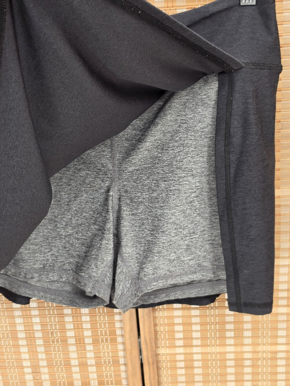 ♤ dip Dark Heather Gray Workout Skort Size Large - Picture 2 of 8